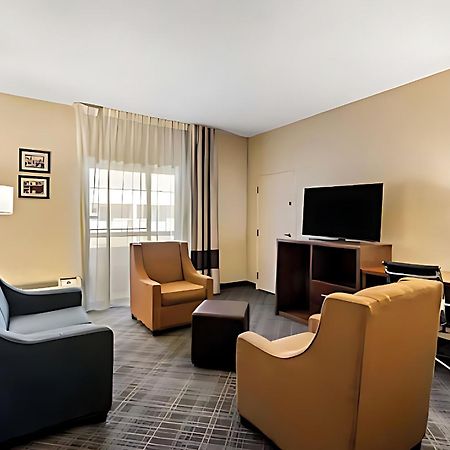 Comfort Inn Roswell-Dunwoody Bagian luar foto