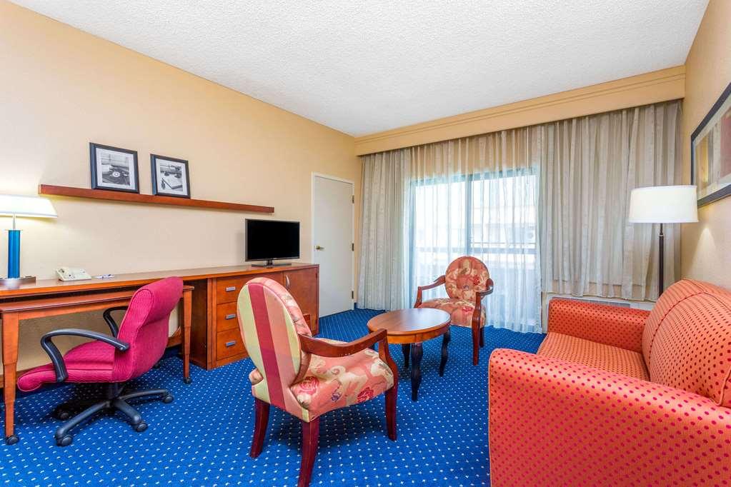 Comfort Inn Roswell-Dunwoody Bagian luar foto