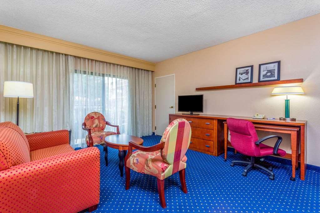 Comfort Inn Roswell-Dunwoody Bagian luar foto