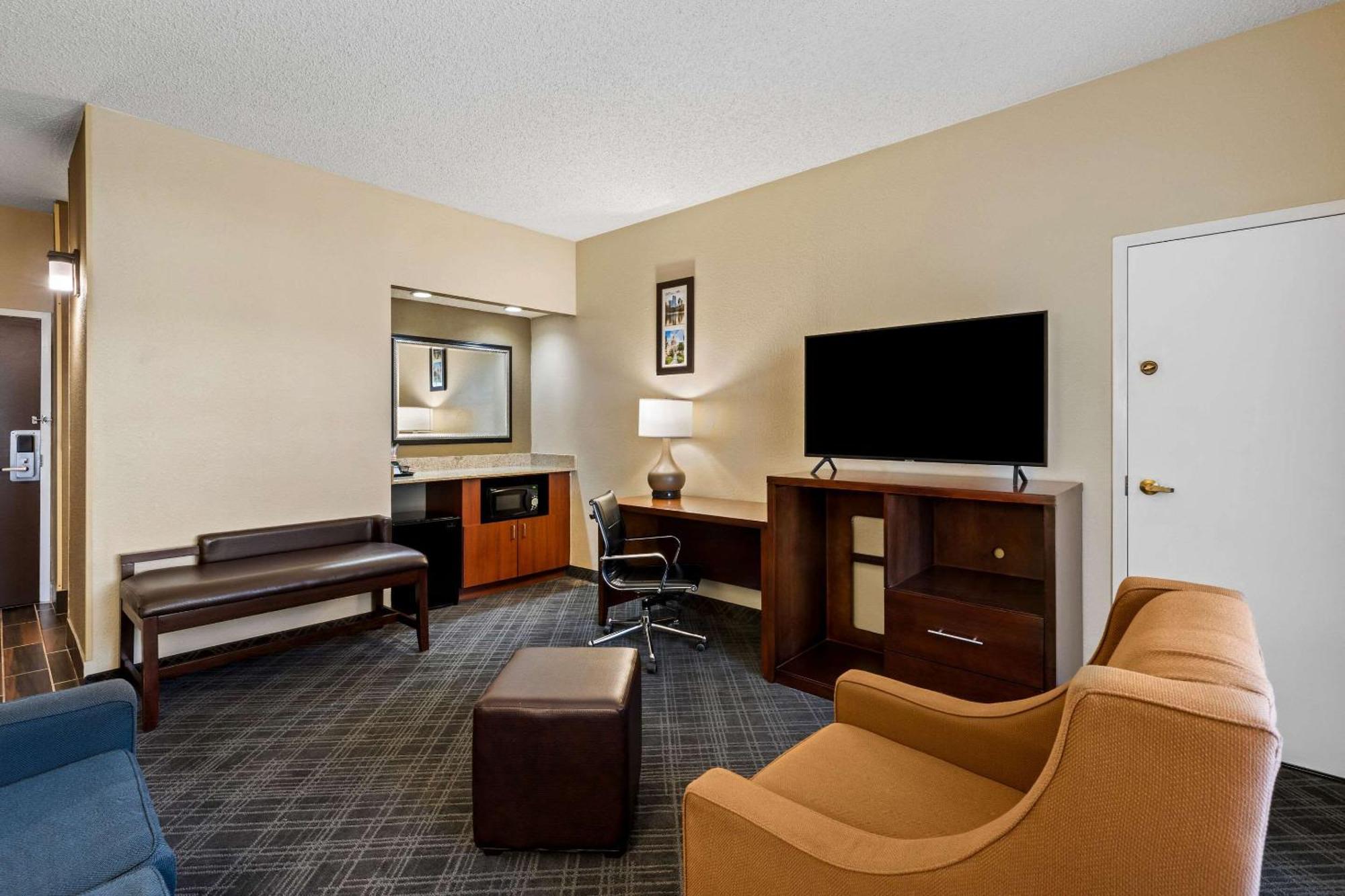 Comfort Inn Roswell-Dunwoody Bagian luar foto