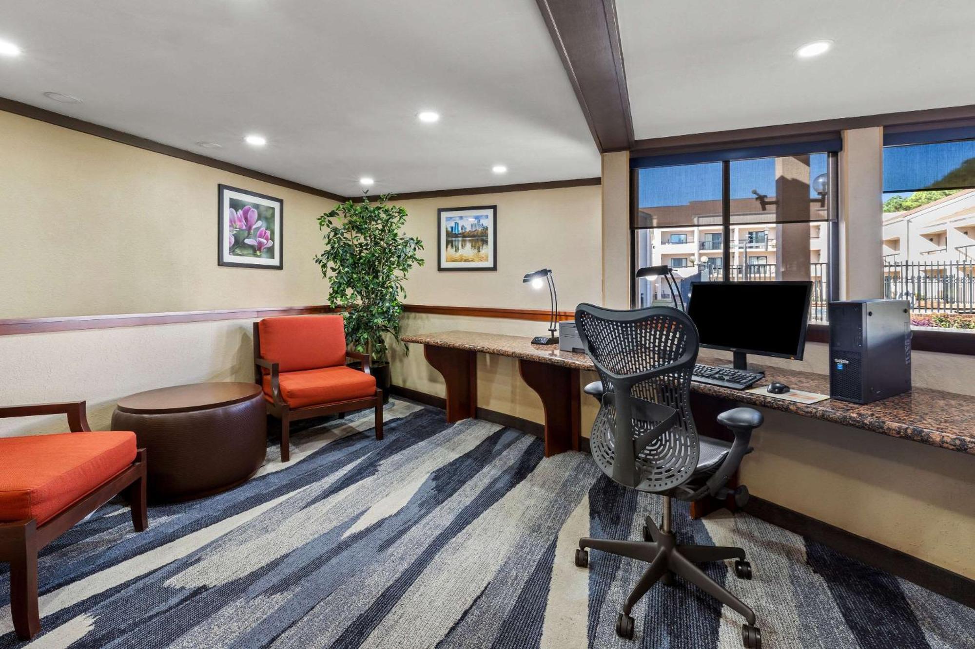 Comfort Inn Roswell-Dunwoody Bagian luar foto