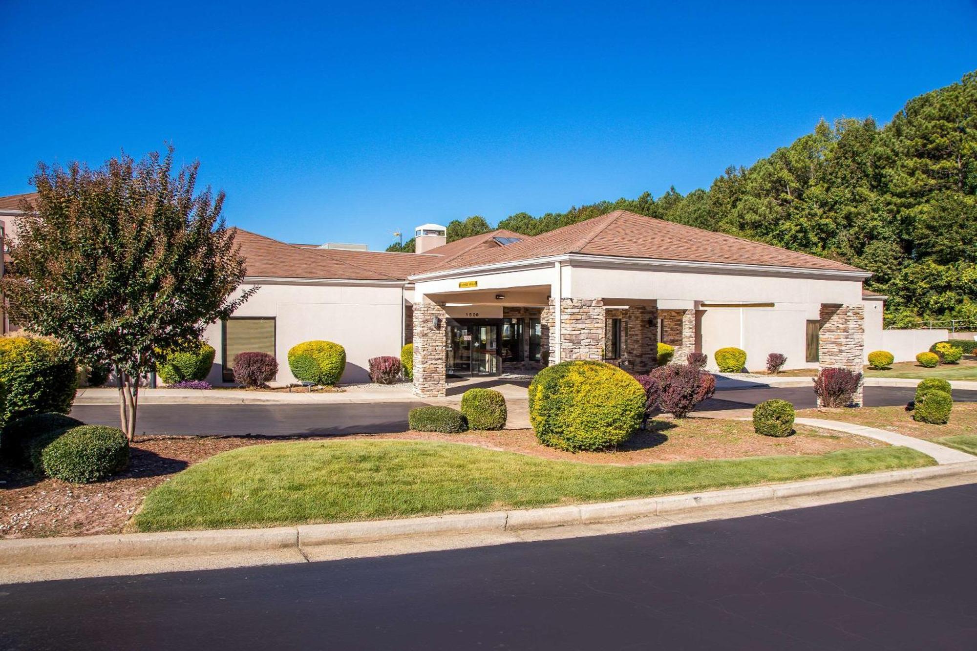 Comfort Inn Roswell-Dunwoody Bagian luar foto