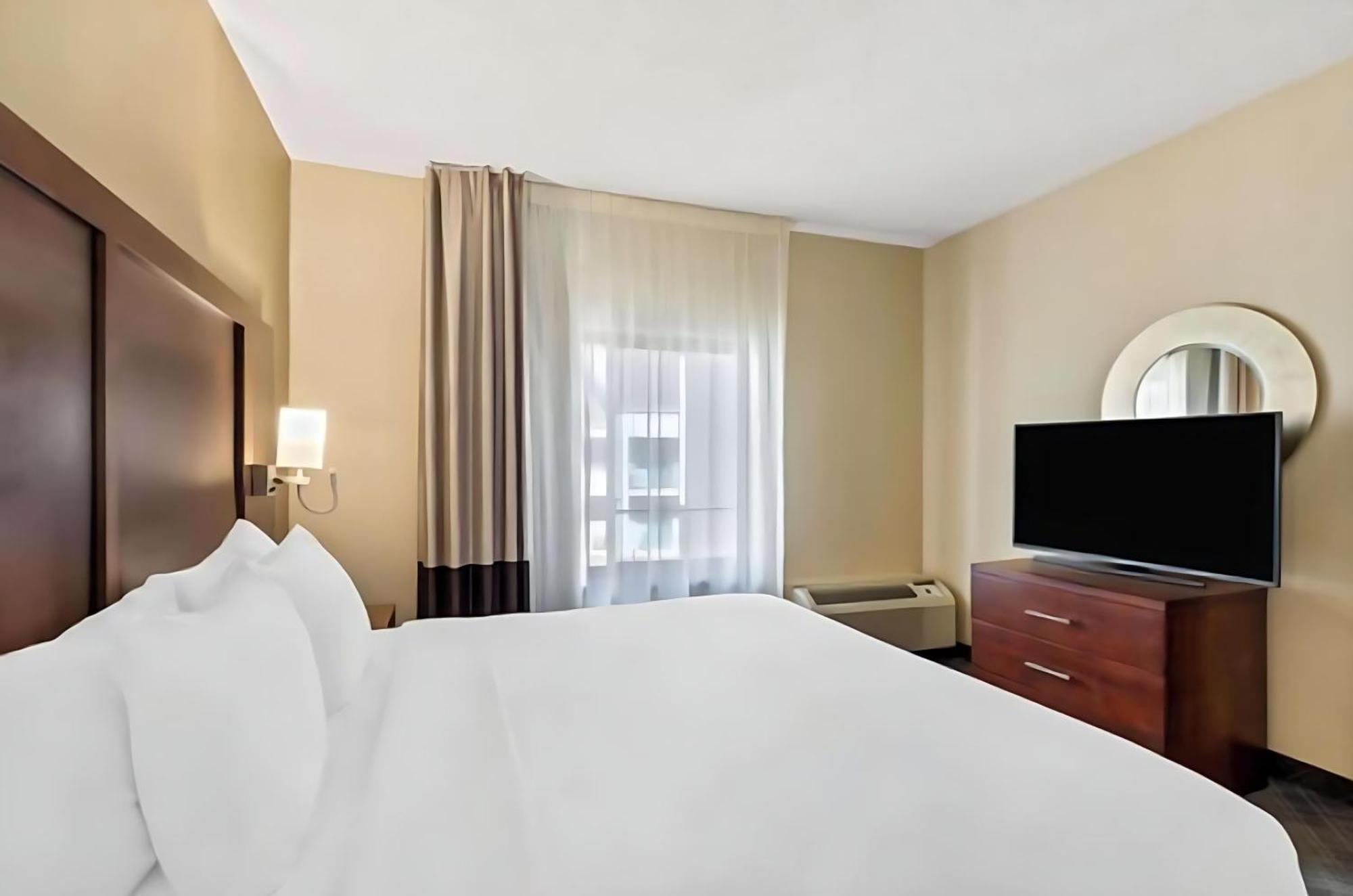 Comfort Inn Roswell-Dunwoody Bagian luar foto